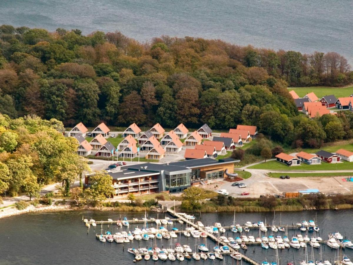 6 Person Holiday Home On A Holiday Park In Gråsten Eksteriør billede